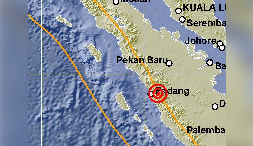 Gempa 5,5 SR Goyang Tenggara Kota Padang, Warga Berhamburan