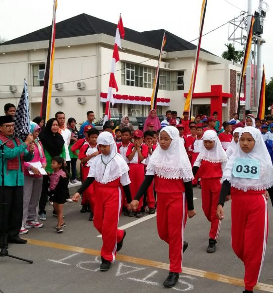 Ratusan Pelajar ikuti Jalan Santai Di Kabupaten Agam