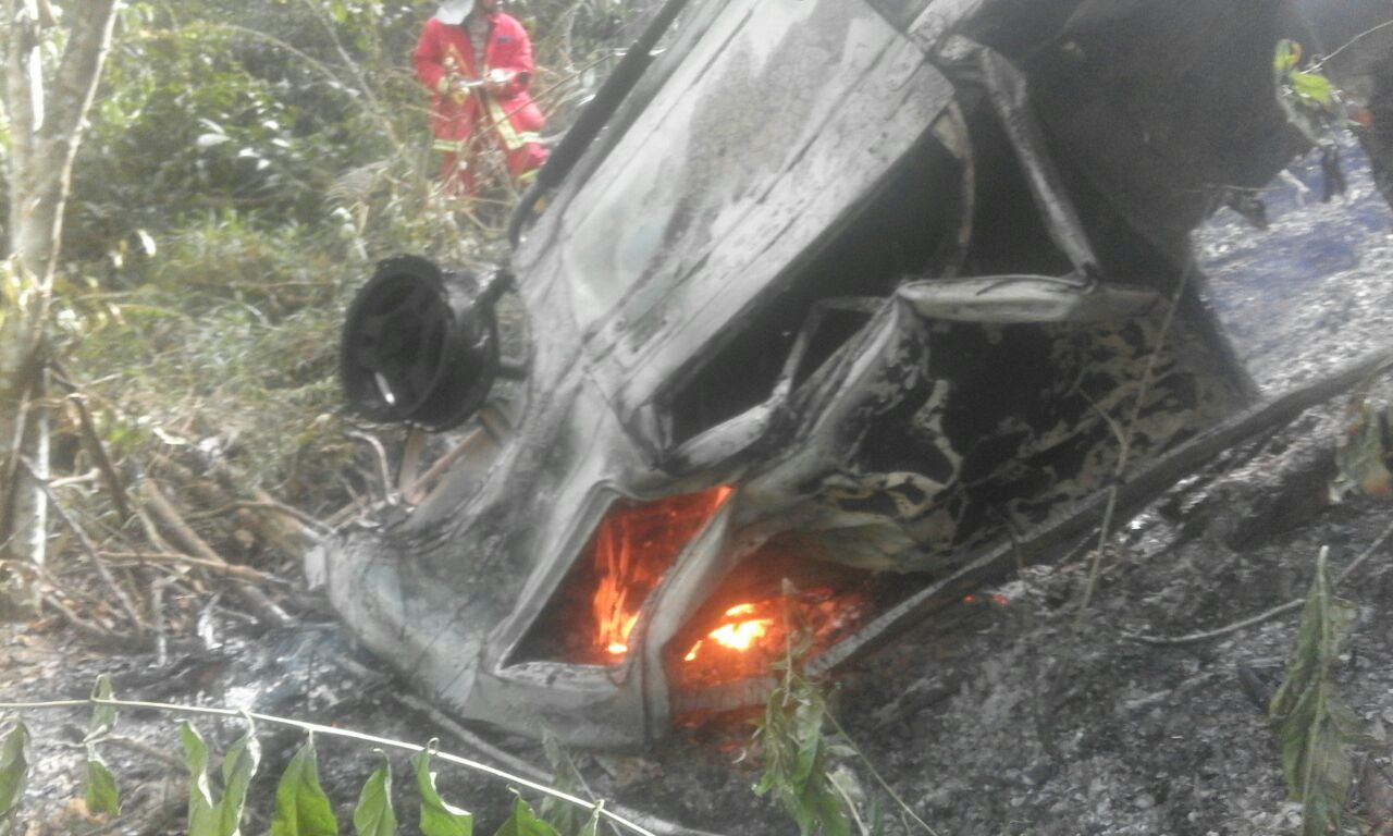 Mobil Terjun Kejurang Dan Terbakar, 1 Korban Tewas