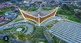 Sumbangan Shalat Idul Adha di Masjid Raya Sumbar untuk Korban Gempa Lombok
