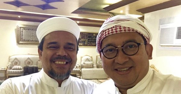 Diskusi Persoalan Bangsa, Fadli Zon Dan Fahri Hamzah Silaturahmi Ke Habib Rizieq Di Mekkah