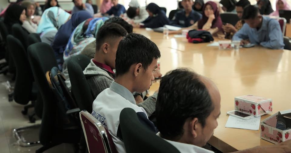 Jelang PIMNAS di Bali, Rektor Ganefri Motivasi Mahasiswa UNP PKM 5 Bidang