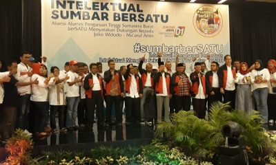 Ratusan Alumni Perguruan Tinggi Sumbar Deklarasi Dukung Jokowi-Ma'ruf Amin