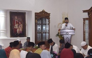 Menjalin Ukhwah Islamiyah, Wako Padang Panjang Buka Bersama Dengan Jajaran Aparatur dan Masyarakat