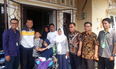 Irfendi Arbi Bezuk Yulismawati ke Padang Limapuluh Kota,.