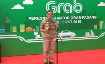 Gubernur Sumbar Irwan Prayitno Resmikan Kantor Baru Grab di Padang