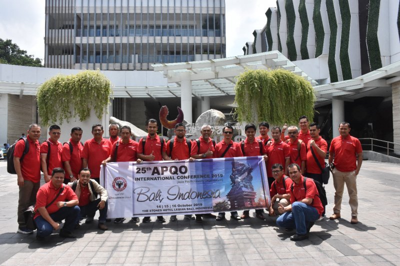 Inovator Semen Padang raih prestasi pada Ajang APQO-IC di Bali