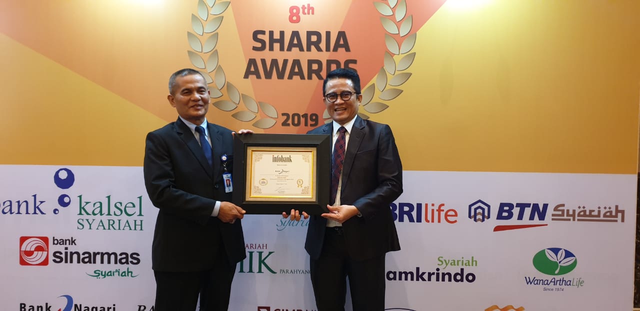 UUS Bank Nagari Sabet Penghargaan Infobank Sharia Institution Awards 2019