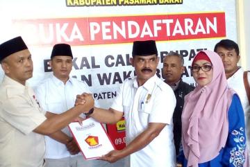 Jelang Pilbup Pasbar, Rusdan Nasution Daftar ke DPD Gerindra Pasbar