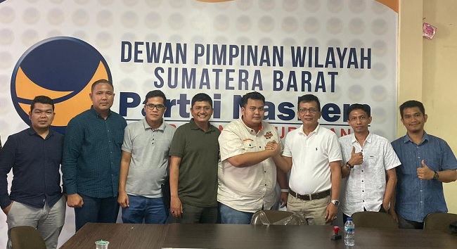 Rizki Abdian Putra Mendaftar ke DPW NasDem Sumbar