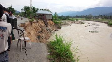 Banjir Bandang Akibat Penebangan Liar, Gubernur Sumbar : Saya Ingin Buktikan Dulu