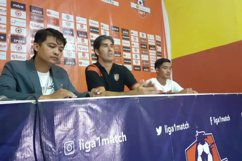 Kendati juara Liga 1, pelatih Bali United kecewa