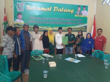 Pasangan Cabup dan Wabup Pasaman Afrizal-Dahliana Nasution Mendaftar ke PKB