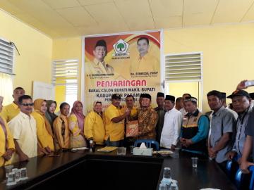 Siap Maju di Pilkada 2020, Balon Wakil Bupati Pasaman Rahmat Saleh Nasution Mendaftar ke Golkar