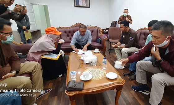 Petugas PPDP KPU Bukittinggi Lakukan Coklit di Rumah Dinas Walikota