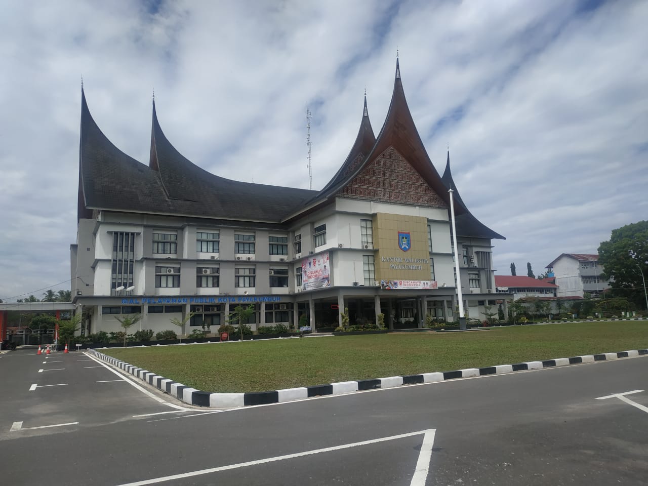 Kantor Wali Kota Payakumbuh Tutup Lima Hari Kerja, Pegawai WFH – Beritasumbar.com