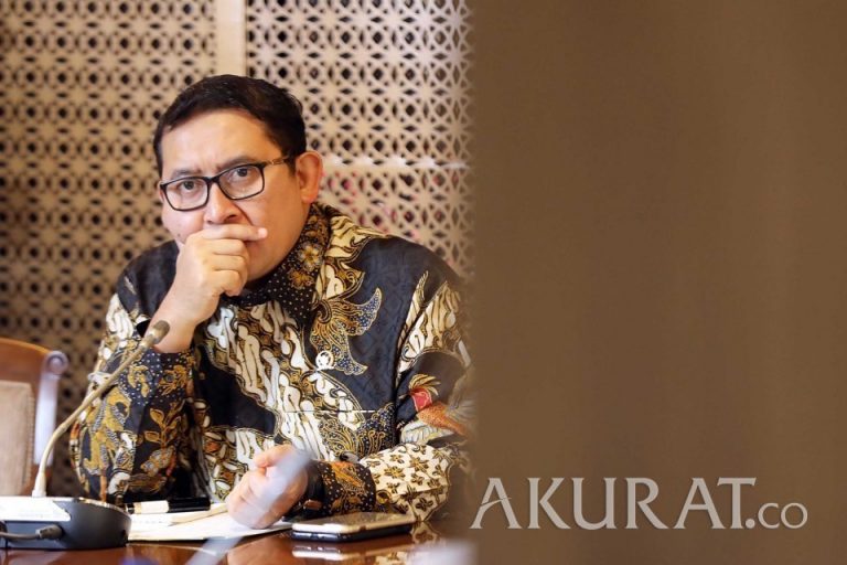Bela Anies Baswedan, Fadli Zon Ungkit Guyon Menteri Jokowi di ILC