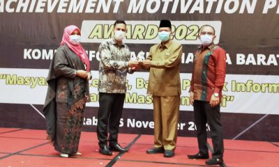 Irfendi Arbi Terima Penghargaan Achievement Motivation Person – Beritasumbar.com