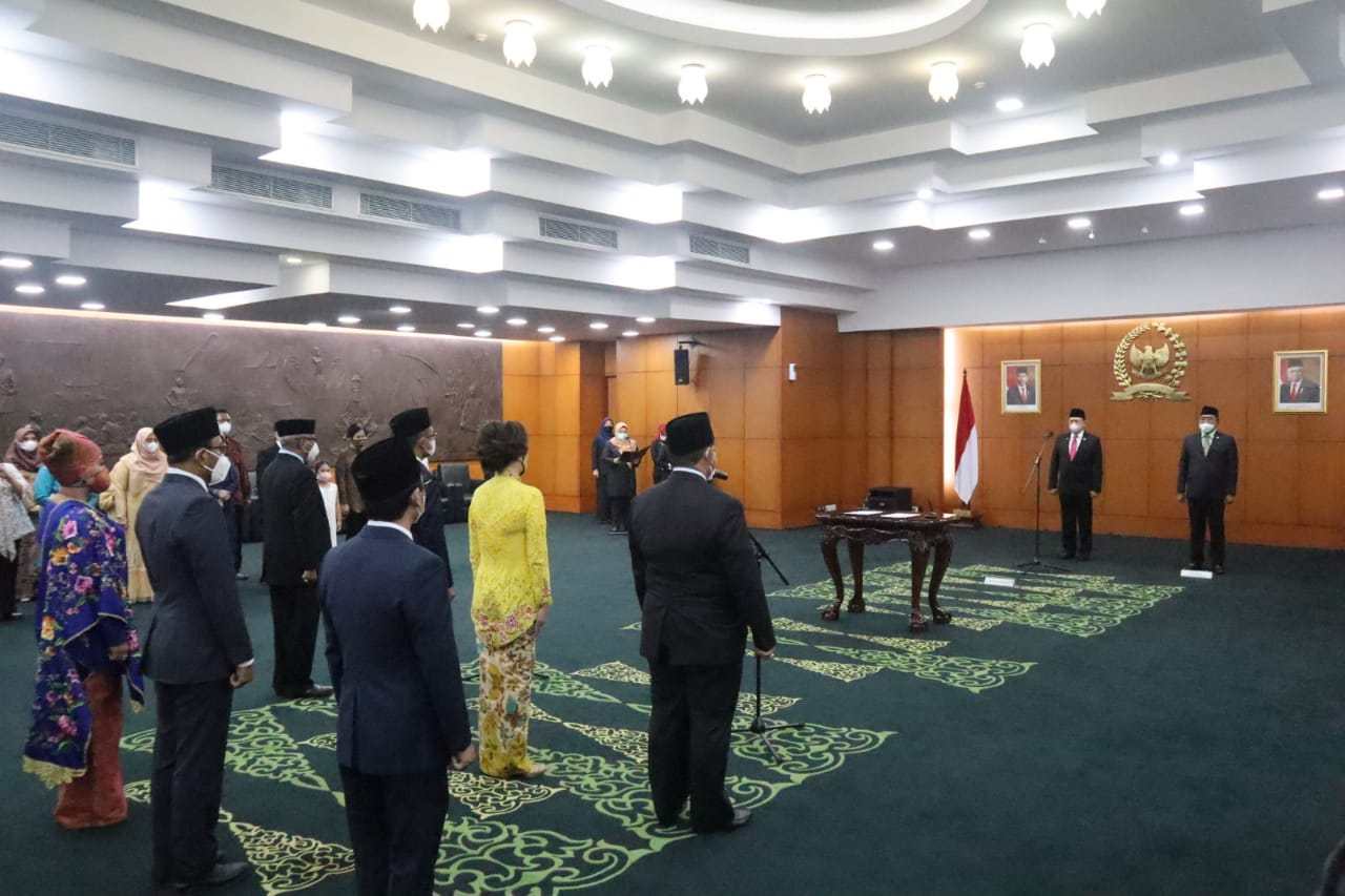Rezka Oktoberia Dilantik Sebagai Anggota MPR RI Saat Kota Payakumbuh Merayakan Hari Jadi Ke 50 – Beritasumbar.com