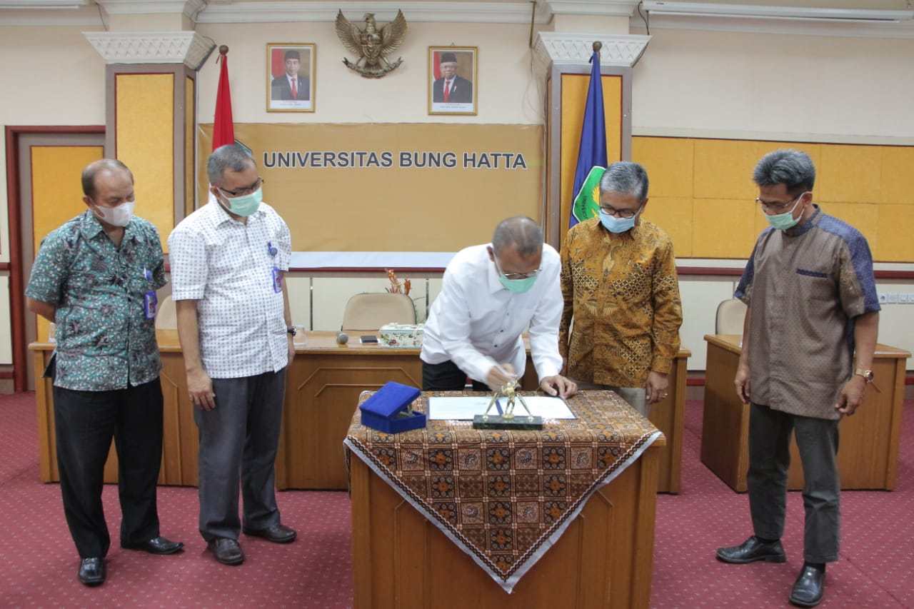 Universitas Bung Hatta Padang Tekan MoU dengan Yayasan Madani – Beritasumbar.com