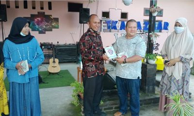 FPL Pasbar Rilis Buku Antologi Puisi ‘Indonesia Sakti, Pusaka Kusayang’ Karya 75 Pelajar se-Pasaman Barat – Beritasumbar.com