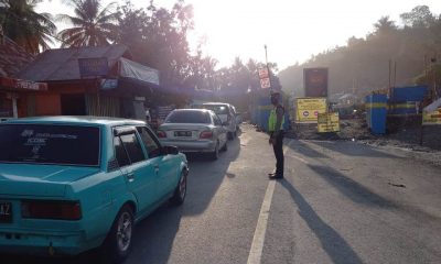 Jembatan Darurat Kelok Pinyaram Dalam Perbaikan, Polisi Minta Pengguna Jalan Lebih Hati-Hati – Beritasumbar.com