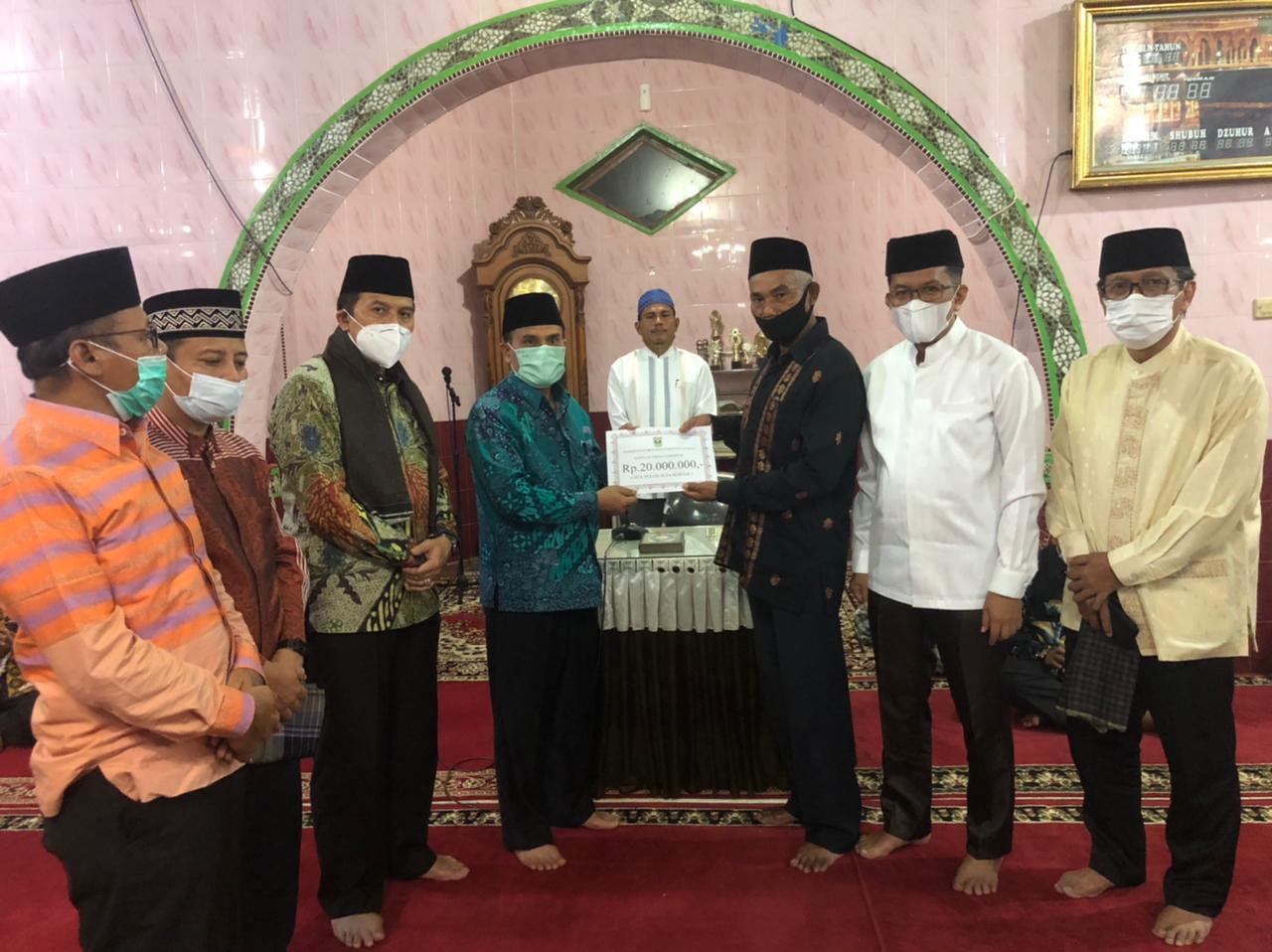 Dipimpin Rektor UIN Imam Bonjol TSR Provinsi Sumbar Kunjungi Masjid Muttahiddin – Beritasumbar.com
