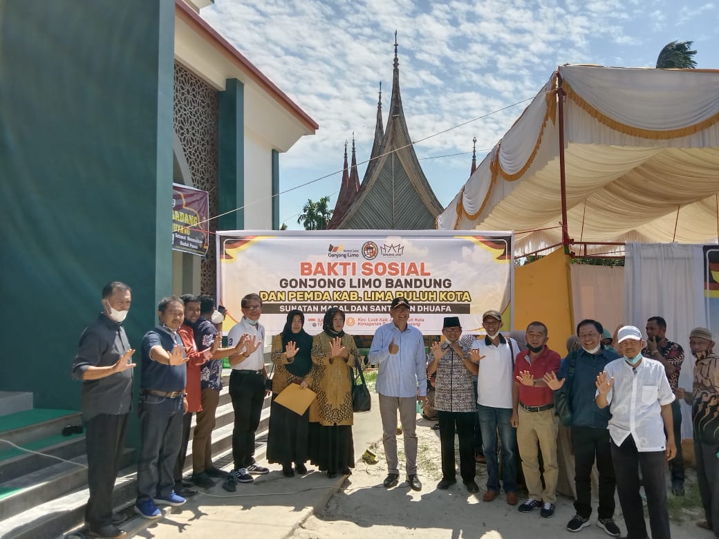 Pulang Kampung, Gonjong Limo Bandung Salurkan Bansos Di Kecamatan Luhak Dan Payakumbuh Barat – Beritasumbar.com