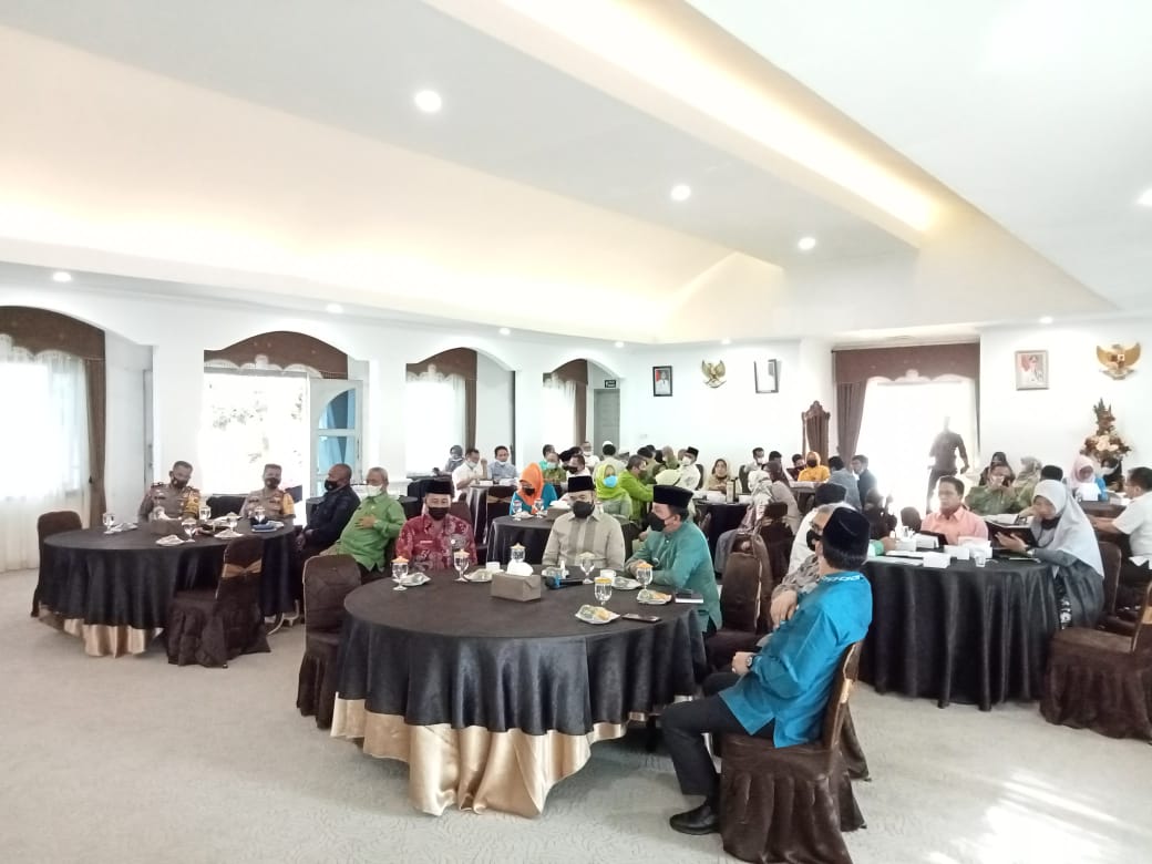 Kakankemenag Koordinator Bidang Musabaqah dan Perhakiman pada MTQ Nasional Tingkat Provinsi Sumatera Barat XXXIX di Padang PanjangK