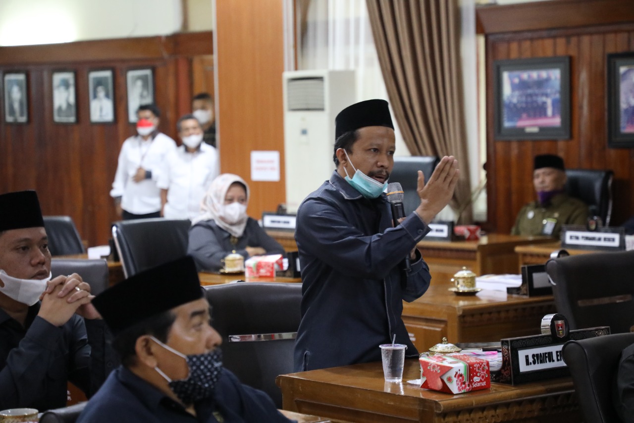 Herman Sofyan Pimpin Sidang Paripurna Dipertanyakan – Beritasumbar.com