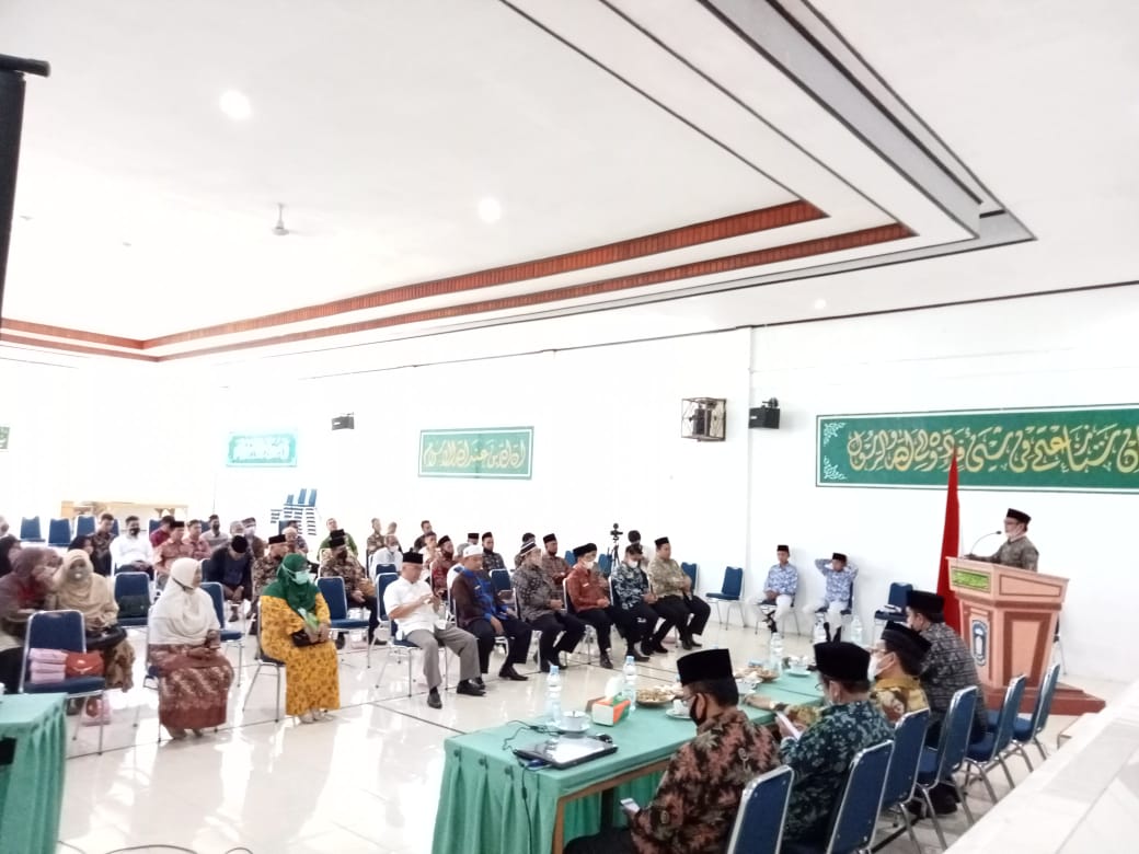 Kakankemenag Padang Panjang Saksikan Pengukuhan Pimpinan Unit Sekolah Perguruan Thawalib – Beritasumbar.com